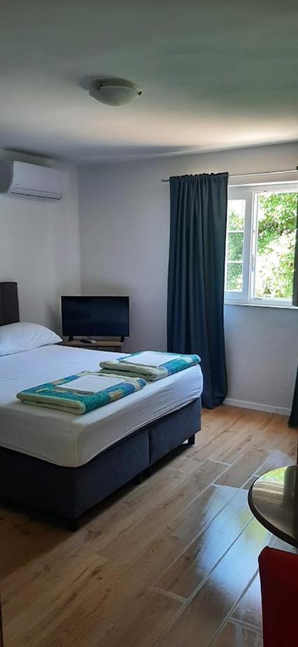 Guesthouse Šime Kolan Eksteriør billede